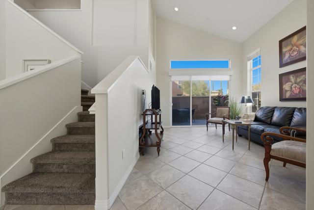 80049 Silver Sage Lane, La Quinta CA: https://media.crmls.org/mediaz/21445ae7-63ae-469d-9183-64ade2bf07ca.jpg