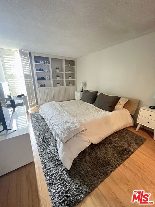 23901 Civic Center Way, Malibu CA: https://media.crmls.org/mediaz/214560b0-d704-4063-926a-488fe2ddda3c.jpg