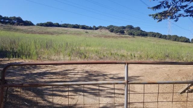 27 Long Valley Road, Castroville CA: https://media.crmls.org/mediaz/21457ed0-afd4-49d0-8320-9d7f97eafdf2.jpg