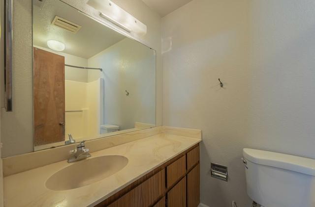 174 Kern Street, Salinas CA: https://media.crmls.org/mediaz/2145a719-213e-4703-b6ec-1af5c3408a27.jpg