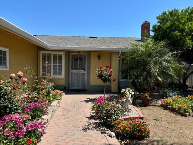1556 Aldrich Way, San Jose CA: https://media.crmls.org/mediaz/21463d2c-9cb9-4ff6-b40e-d501555250d2.jpg