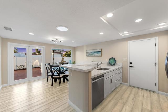 Detail Gallery Image 21 of 75 For 4913 Icaria Way, Oceanside,  CA 92056 - 2 Beds | 2/1 Baths