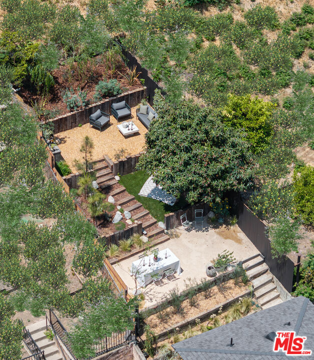 710 Amador Street, Los Angeles CA: https://media.crmls.org/mediaz/214892ae-630a-4123-8989-4f6bf300c992.jpg