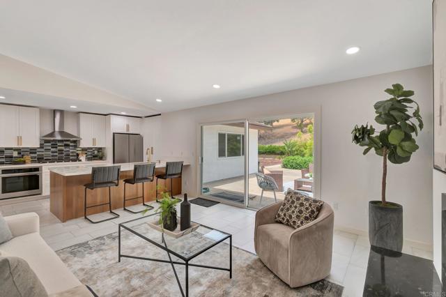 Home for Sale in Bonita