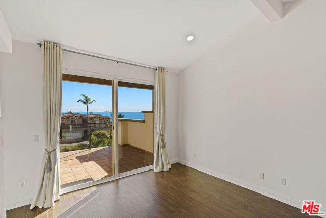 6436 Lunita Road, Malibu CA: https://media.crmls.org/mediaz/214b4eb0-1376-4dbd-ac12-4bde09af2dd4.jpg