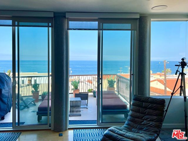 216 38th Street, Manhattan Beach CA: https://media.crmls.org/mediaz/214c452f-b763-4f8e-ba79-8560688064b7.jpg