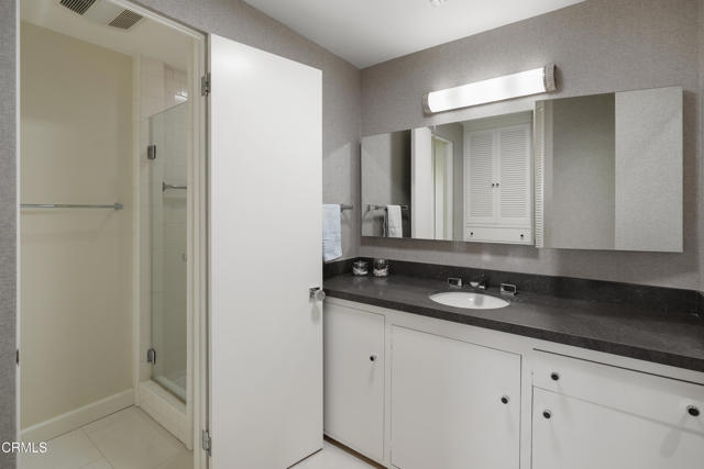 Detail Gallery Image 26 of 56 For 1105 S Orange Grove Bld, Pasadena,  CA 91105 - 3 Beds | 2/1 Baths