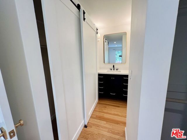 2209 Summertime Lane, Culver City CA: https://media.crmls.org/mediaz/214e2814-068d-4e3b-81e5-eab142d4a79b.jpg