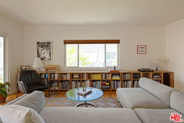 2 Bed Home for Sale in Los Angeles, California
