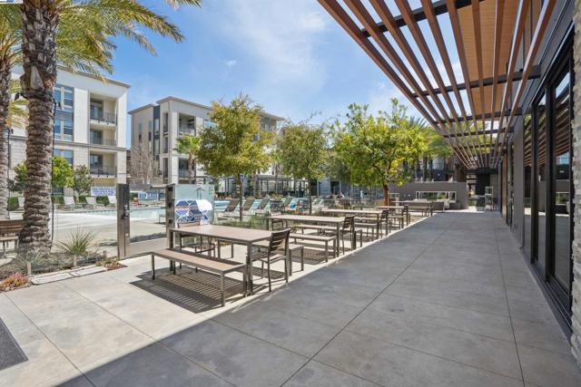 5813 Huntley Ave, Dublin CA: https://media.crmls.org/mediaz/214ec435-dc00-4b2e-b080-6607726c19ba.jpg
