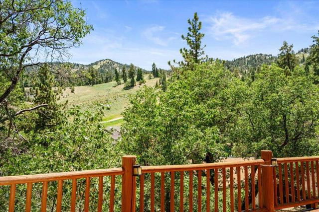 1351 Balsam Drive, Big Bear CA: https://media.crmls.org/mediaz/21509442-72e2-4296-bb1f-f1025f3a78ed.jpg