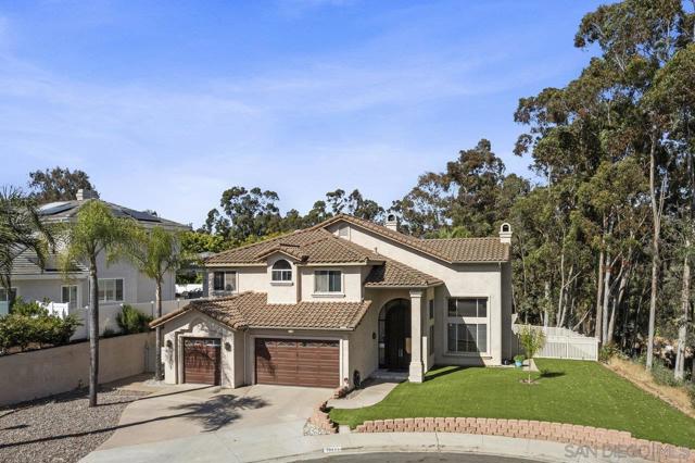 10405 White Birch Dr, San Diego CA: https://media.crmls.org/mediaz/2151e848-ac42-44ef-ba95-bc71b53ddc83.jpg