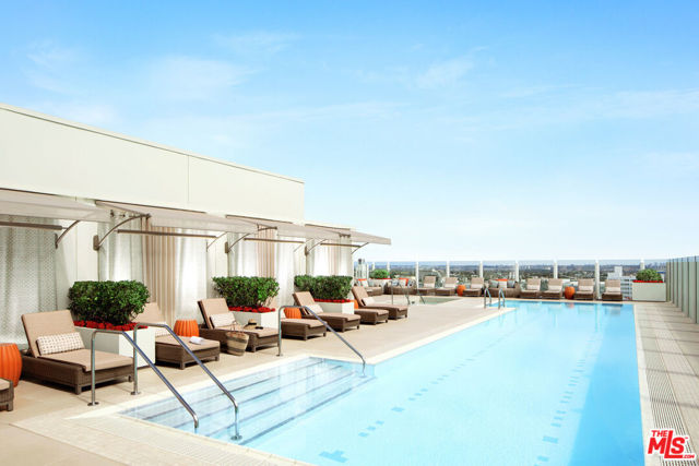 1221 W OCEAN Avenue, Santa Monica CA: https://media.crmls.org/mediaz/215362f0-4f2a-4703-b6e8-ab41da52e4d7.jpg