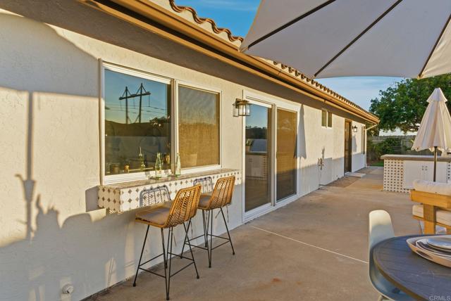 Detail Gallery Image 23 of 41 For 2002 Ladera Ct, Carlsbad,  CA 92009 - 4 Beds | 2 Baths