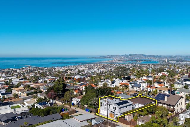 4445 Coronado Ave, San Diego CA: https://media.crmls.org/mediaz/215433ce-4044-45e0-8e90-2ed2991cd54b.jpg