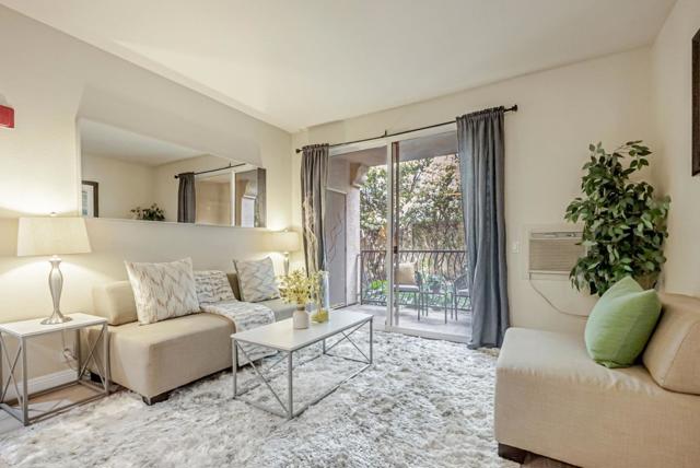 35580 Monterra Terrace, Union City CA: https://media.crmls.org/mediaz/21549b43-016b-4e25-8aa9-b2ef01c8f32f.jpg