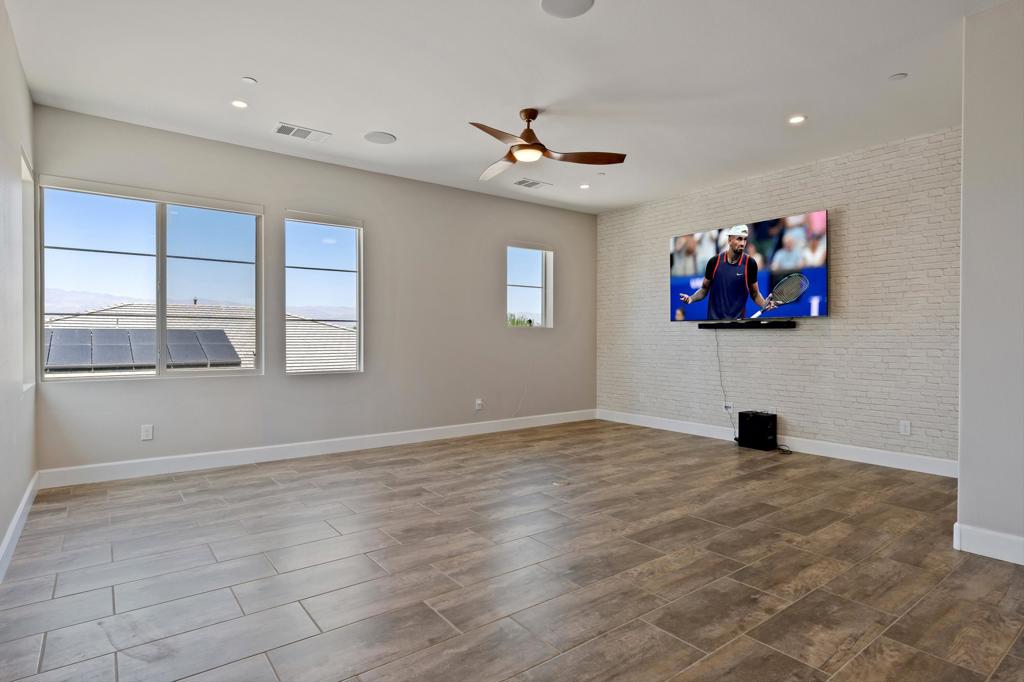 MLS #219131963DA image #21