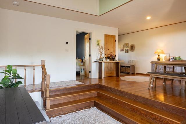 26027 Mesa Drive, Carmel CA: https://media.crmls.org/mediaz/2154c1a4-d8f2-4e8f-8991-e017e2df0975.jpg