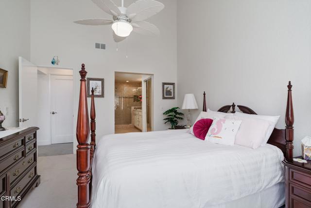 2206 Martinique Lane, Oxnard CA: https://media.crmls.org/mediaz/21552395-f55c-470d-821a-e86034598244.jpg