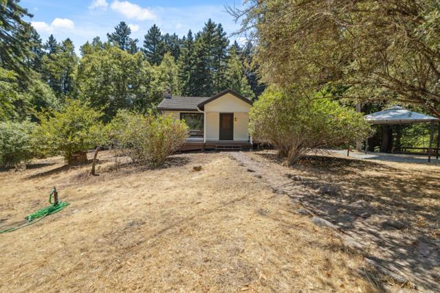 9925 Love Creek Road, Ben Lomond CA: https://media.crmls.org/mediaz/215544d1-01c3-424d-b165-2f074c345d42.jpg