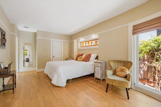 712 California Street, Santa Cruz CA: https://media.crmls.org/mediaz/2155e702-1794-4ac6-8f82-1a75e0313c27.jpg