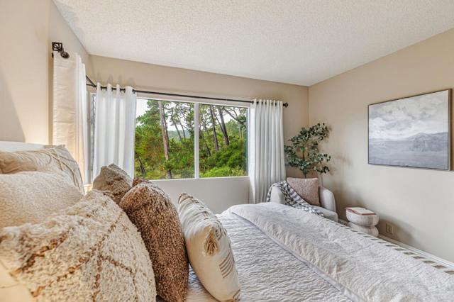 31 Del Mesa Carmel, Carmel CA: https://media.crmls.org/mediaz/21564b50-d953-4a6b-935f-802639d69e56.jpg