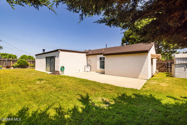 1748 Sutter Avenue, Simi Valley CA: https://media.crmls.org/mediaz/2156c8a9-e0fb-45e6-bdb0-6b6c10a886b7.jpg