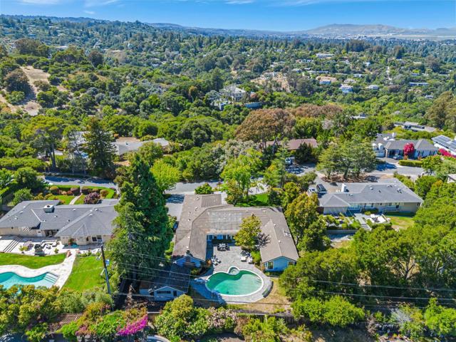 937 Parrott Drive, Hillsborough CA: https://media.crmls.org/mediaz/2157081a-49b8-4383-9d6e-24bb036f6a45.jpg