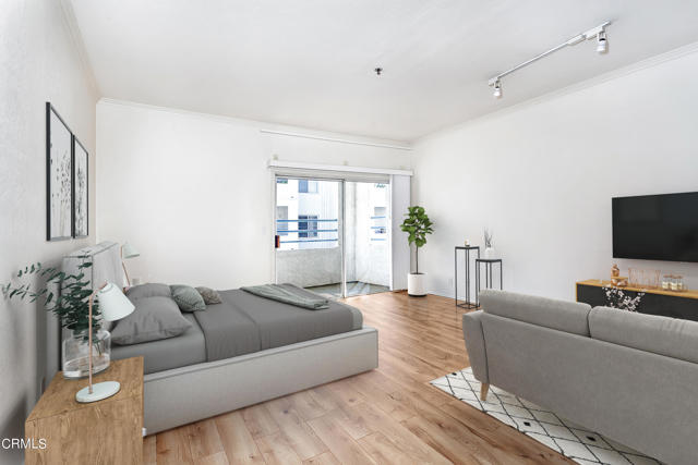 Detail Gallery Image 2 of 16 For 300 N El Molino Ave #210,  Pasadena,  CA 91101 - 0 Beds | 1 Baths