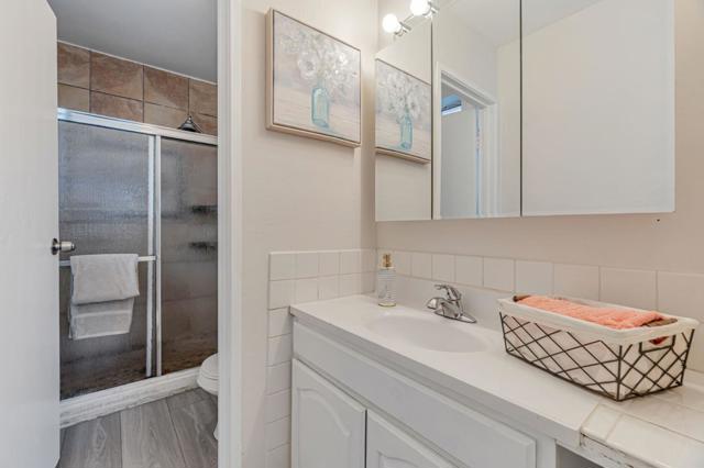 4416 Callan Boulevard, Daly City CA: https://media.crmls.org/mediaz/2159cda7-9414-488a-91f2-864c6e4dbe85.jpg