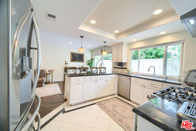 52 Carriage Hill Lane, Laguna Hills CA: https://media.crmls.org/mediaz/215aaba2-8349-4222-9d0b-1629855c0fc4.jpg