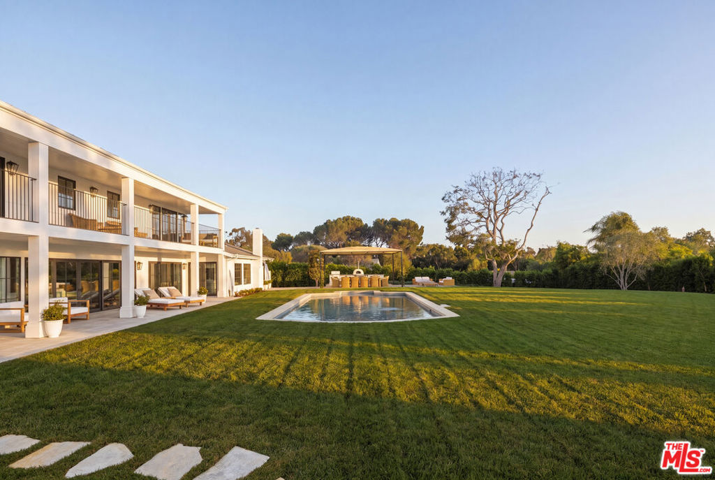 6509 Wandermere Road — image 1