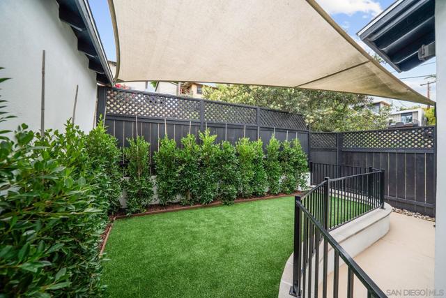 3160 Goldfinch St, San Diego CA: https://media.crmls.org/mediaz/215b17dc-7524-4ebf-ac5f-a30bea85b412.jpg