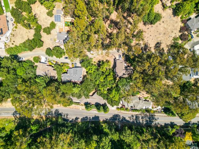 7220 Woodrow Drive, Oakland CA: https://media.crmls.org/mediaz/215b3a43-94d7-4991-aa55-8629f519830a.jpg