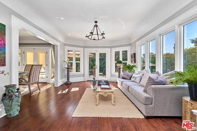 136 Fremont Place, Los Angeles CA: https://media.crmls.org/mediaz/215b3f02-f772-4ce9-ba0f-f7348a3da63f.jpg