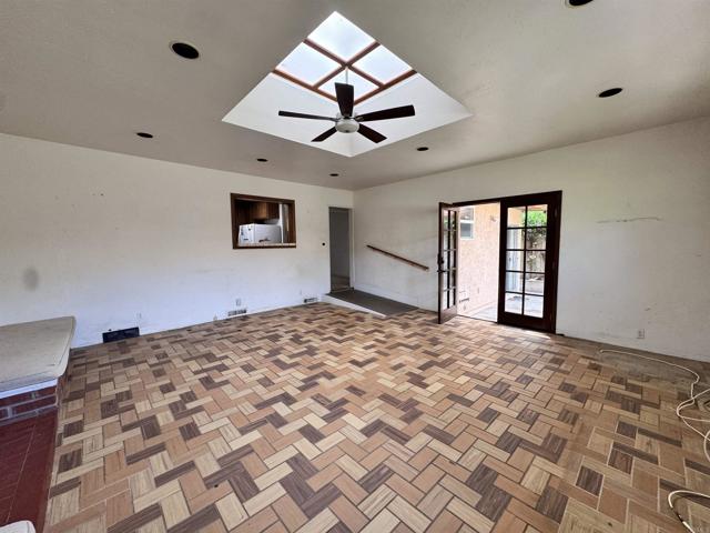 Detail Gallery Image 8 of 19 For 1020 Archer St, San Diego,  CA 92109 - 3 Beds | 2 Baths
