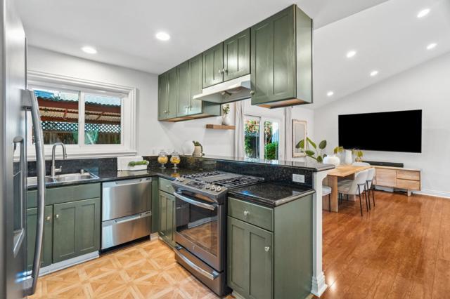 207 Brooklyn Avenue, San Jose CA: https://media.crmls.org/mediaz/215decb3-c34e-46c8-beb1-22d3721f4d0d.jpg