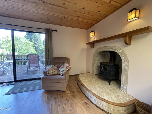 32691 Pearl Drive, Fort Bragg CA: https://media.crmls.org/mediaz/215e0e17-5083-4a8e-bb42-6c034c32f140.jpg