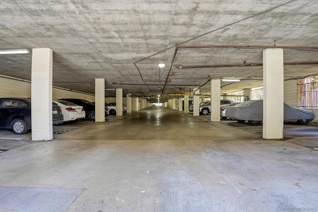 1621 Hotel Circle S - photo 19