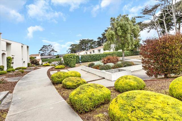 3137 Seacrest Avenue, Marina CA: https://media.crmls.org/mediaz/215e6dcb-b7e4-4995-abb9-96f150c7e4fc.jpg