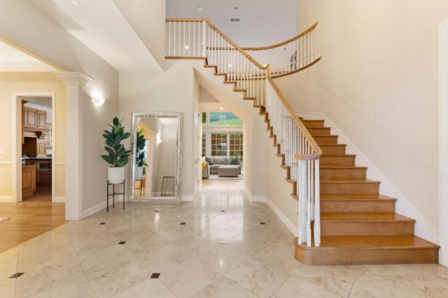9560 Via Del Oro, Gilroy CA: https://media.crmls.org/mediaz/215f3bde-9ce5-473a-a7db-8d2631ac69d4.jpg