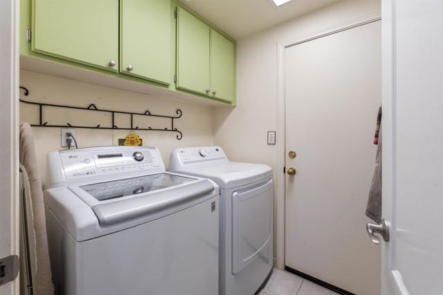 Detail Gallery Image 29 of 46 For 633 Cantara Ln, Vista,  CA 92081 - 3 Beds | 2/1 Baths