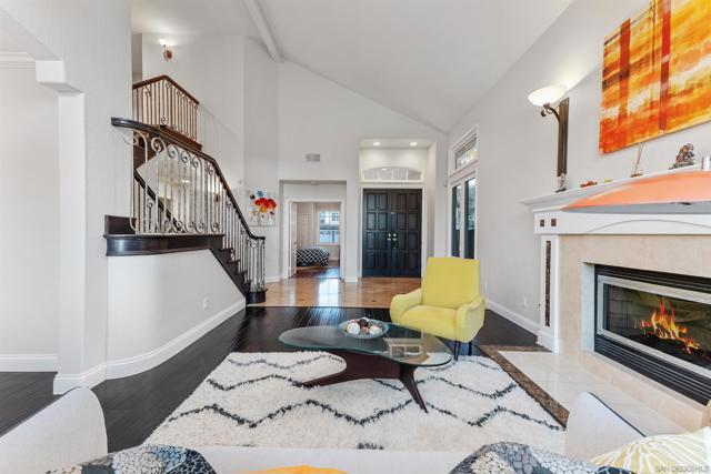 4716 Thurston Place, San Diego CA: https://media.crmls.org/mediaz/215fc527-07f6-4327-94d8-bbe9a317237d.jpg