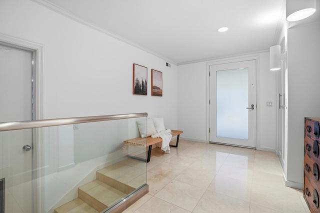 1621 Stone Pine Lane, Menlo Park CA: https://media.crmls.org/mediaz/2161fd2b-fd0b-4157-89fd-66c8fd210c17.jpg