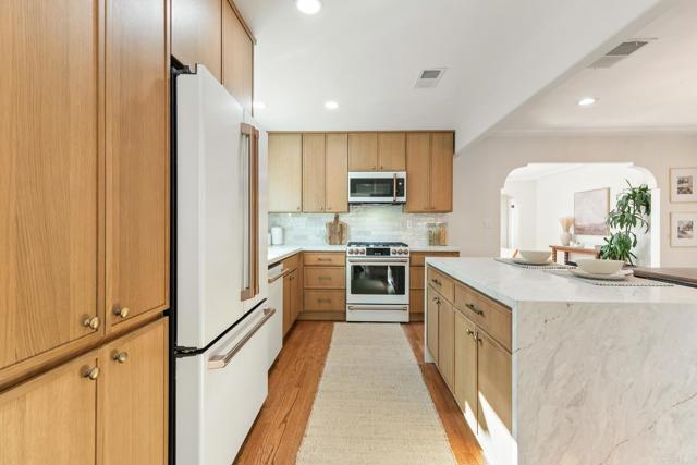 Detail Gallery Image 9 of 32 For 4607 Natalie Dr, San Diego,  CA 92115 - 3 Beds | 2 Baths