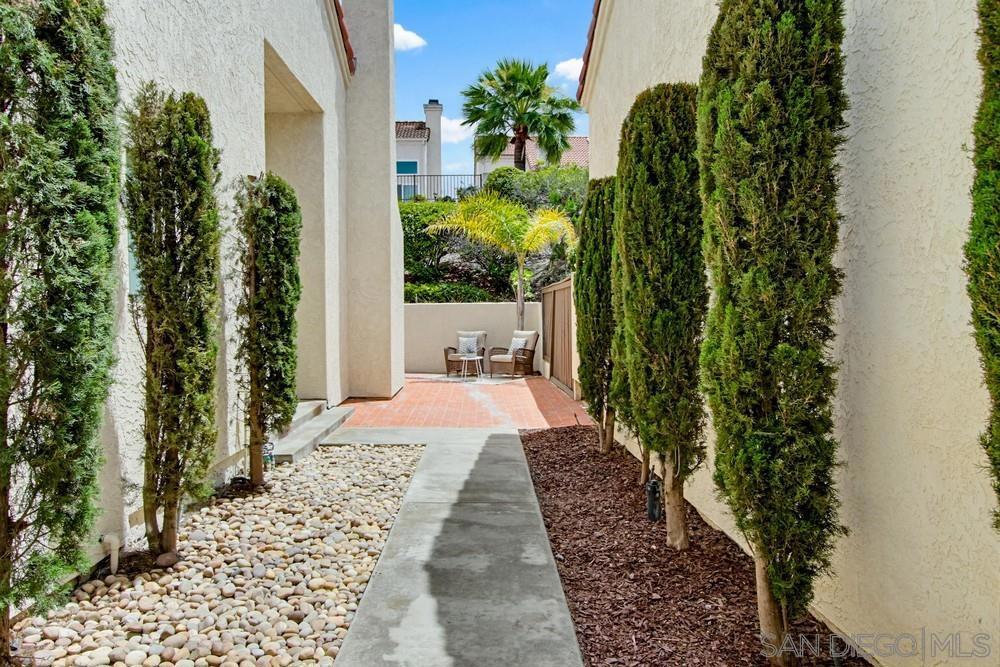 12165 Sand Trap Row - photo 4