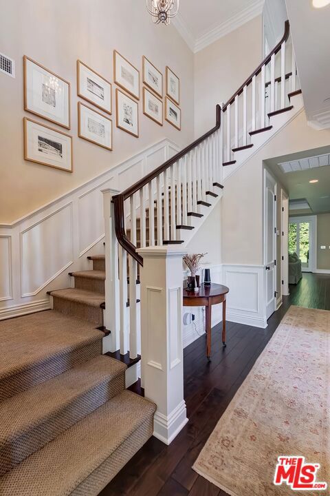 1026 ILIFF Street photo 6