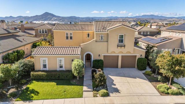 18253 Solano Place, Morgan Hill CA: https://media.crmls.org/mediaz/2165448d-5d4c-4cda-9ad0-22f6c0f3ed16.jpg
