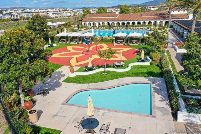 13571 Lopelia Meadows Pl, San Diego CA: https://media.crmls.org/mediaz/21659298-22fc-4741-8a8e-d4ddd038bfd6.jpg
