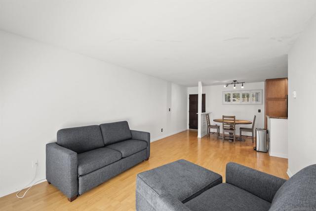 4651 Pico St, San Diego CA: https://media.crmls.org/mediaz/2165a457-fe08-4edc-8e51-2b5057c18b44.jpg